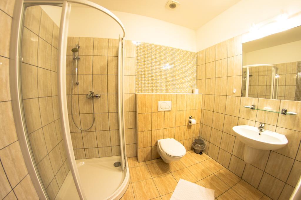 Wellness Hotel Hukvaldy Polopenze A Wellness V Cene Příbor Exterior foto